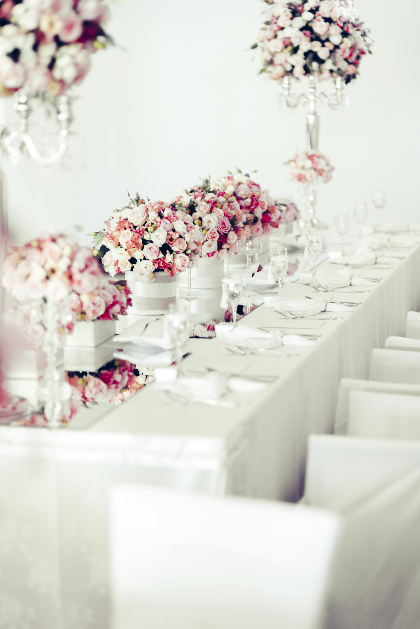 Beautiful wedding table arrangement with decorative elements and roses